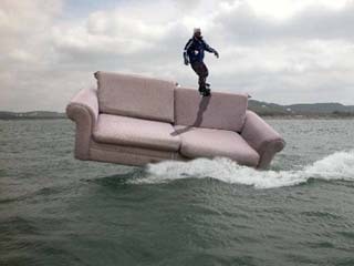 couch-surfing